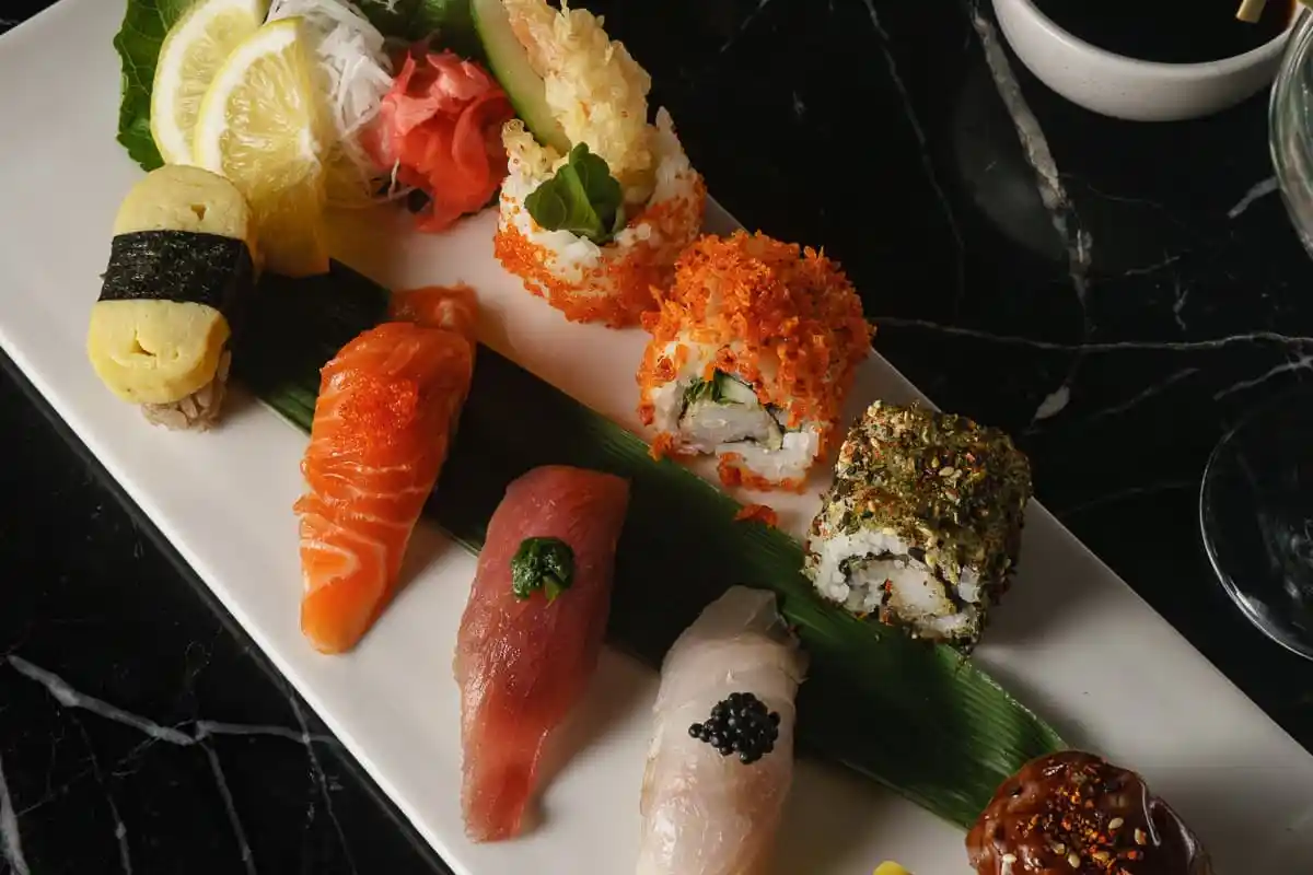 SUSHI BOARD | BUZO